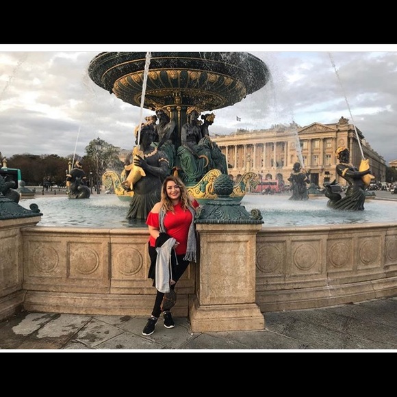 Meet your Posher, Pilar - Picture 4 of 8